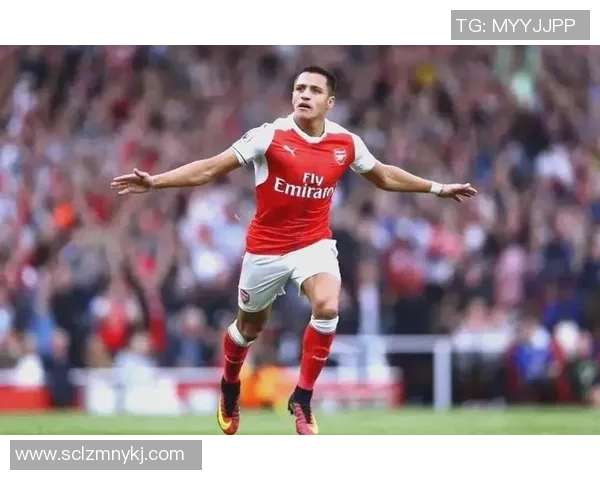 足球明星跨界挑战展现才华演唱歌曲引发球迷热潮